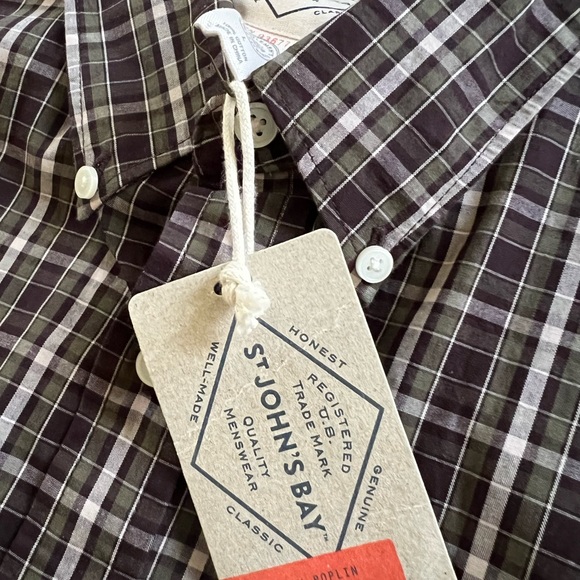 St. John’s Bay Men’s Brown Plaid Long Sleeve Button Down Shirt - Picture 6 of 11